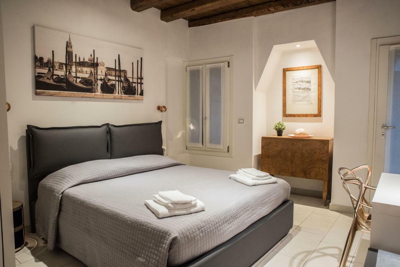 Venetian Mood Private Apartment